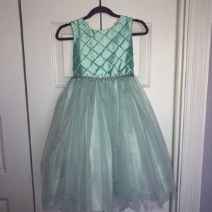 Girls dress. Easter/flower girl